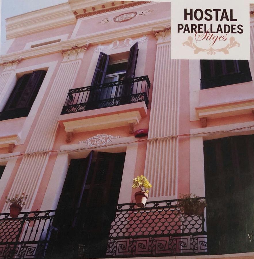 Hostal Parellades Sitges Ngoại thất bức ảnh